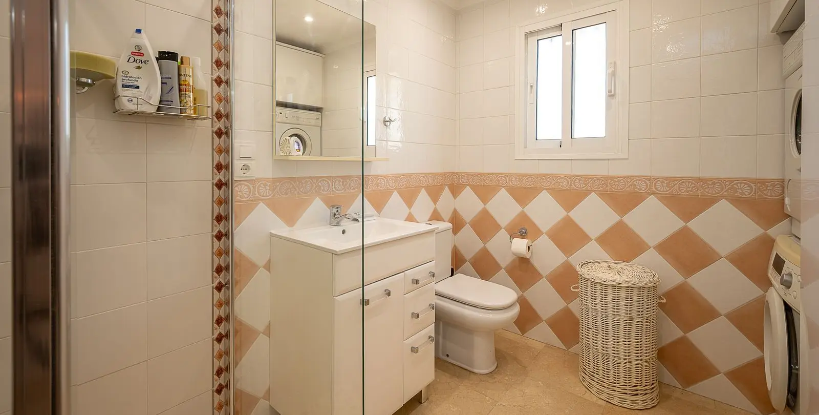 Продажа апартаментов на первом этаже в Mijas Costa 22