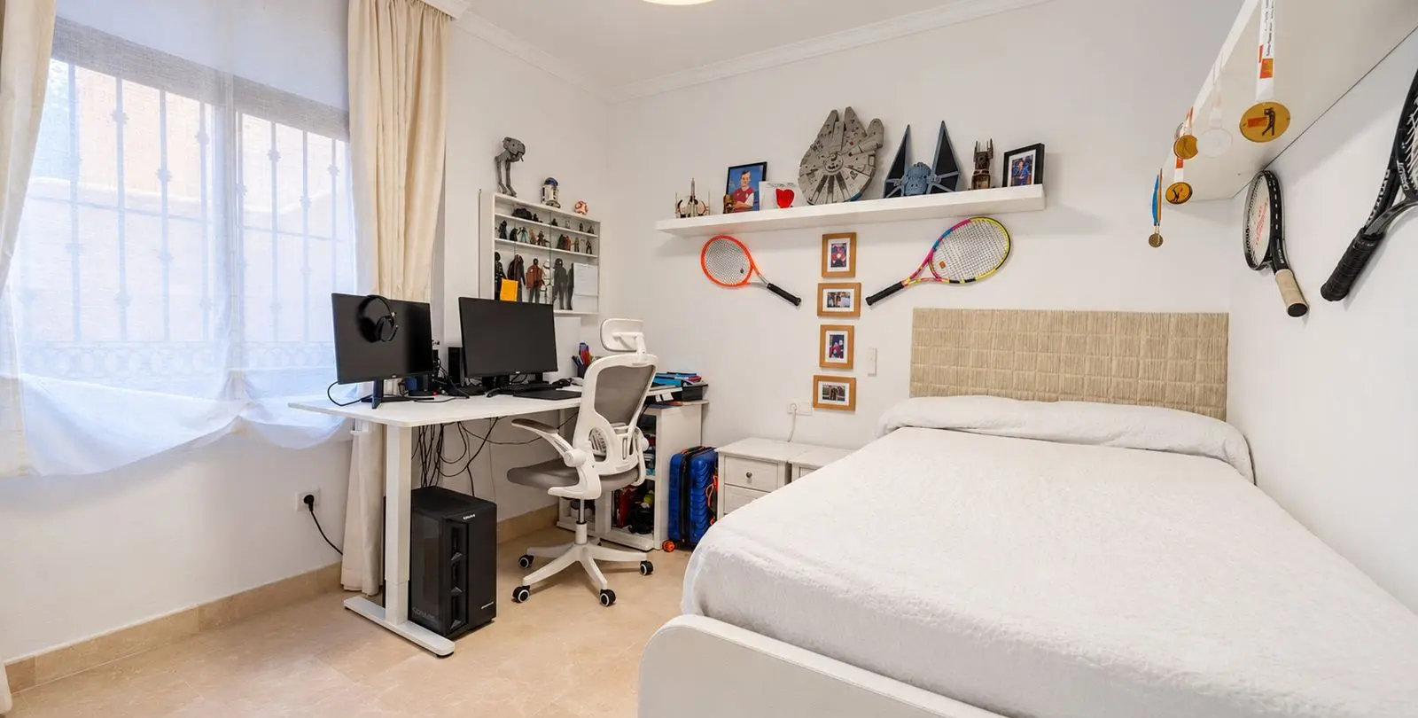 Продажа апартаментов на среднем этаже в Elviria 14