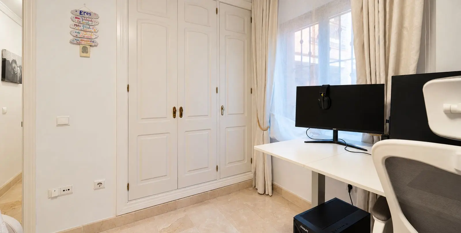 Продажа апартаментов на среднем этаже в Elviria 16