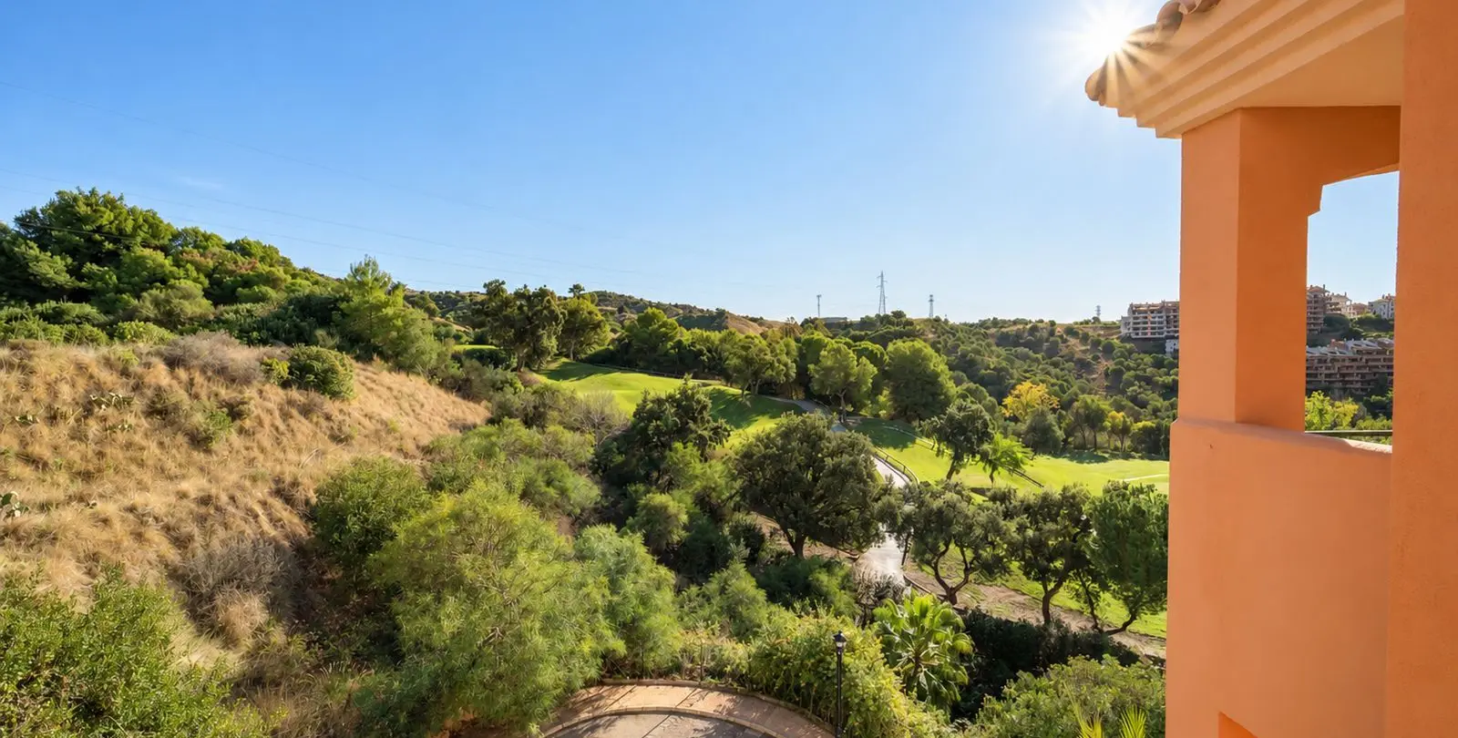 Продажа апартаментов на среднем этаже в Elviria 22