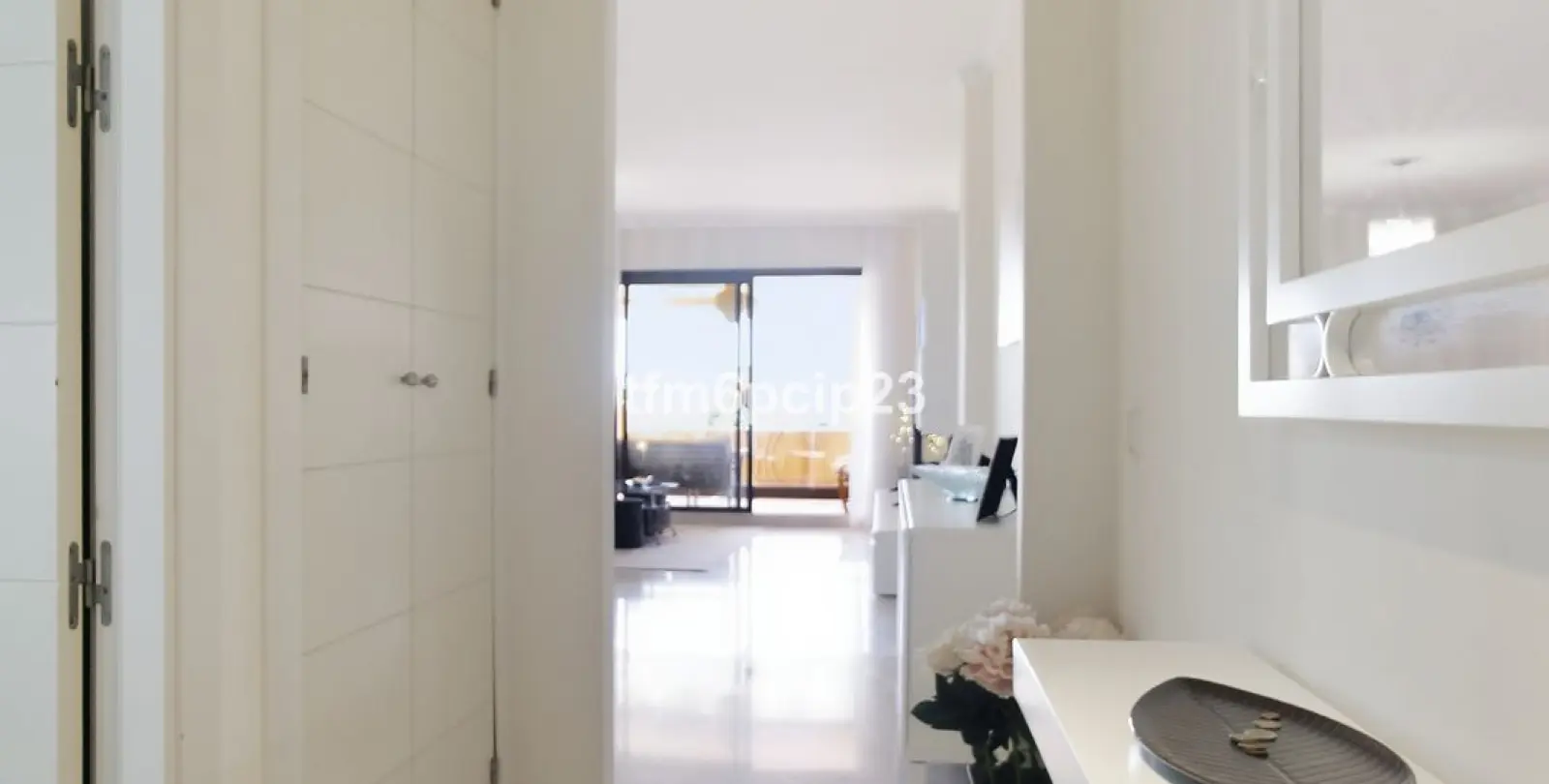 Sale of middle floor apartment in Casares Playa 10