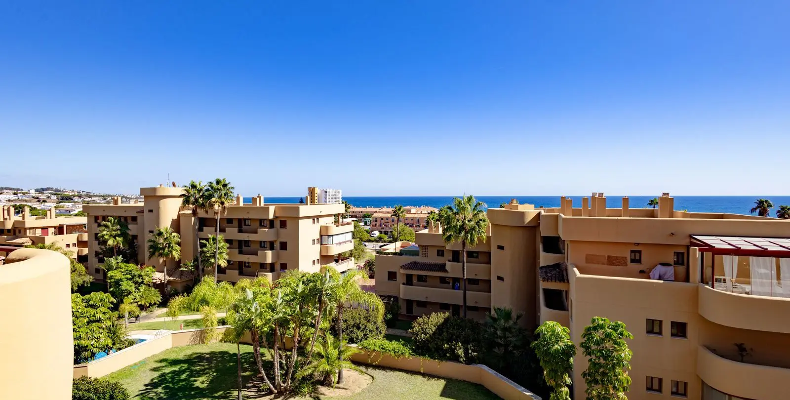 Sale of penthouse in La Cala de Mijas 11