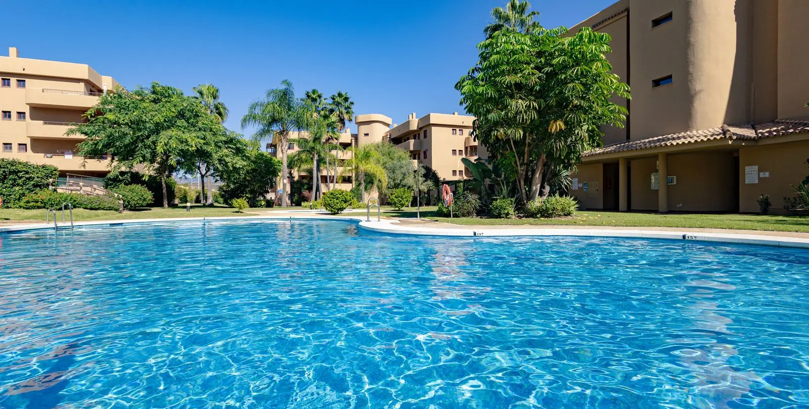 Sale of penthouse in La Cala de Mijas 15