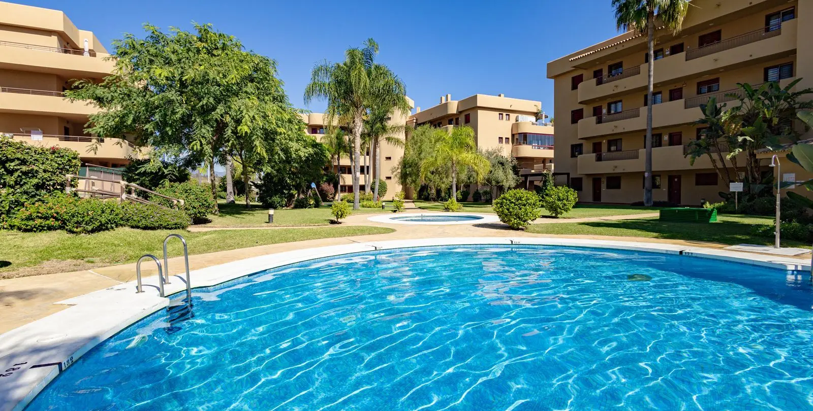 Sale of penthouse in La Cala de Mijas 16