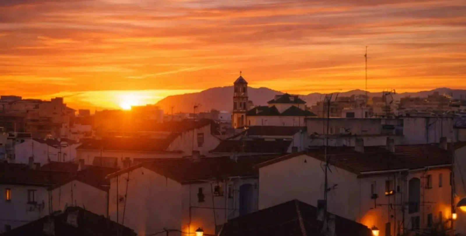 Sale of middle floor apartment in Marbella 1
