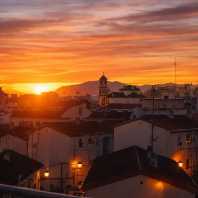 Sale of middle floor apartment in Marbella