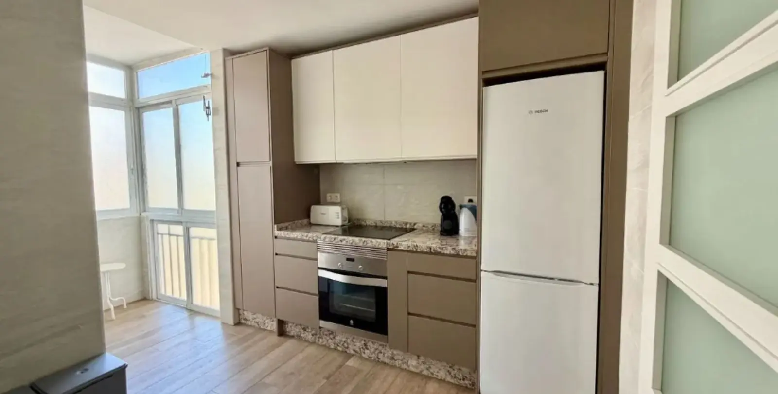 Sale of middle floor apartment in Marbella 12