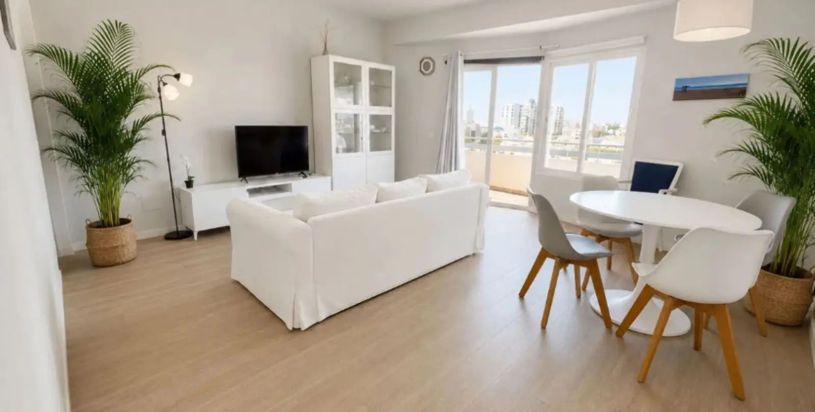 Sale of middle floor apartment in Marbella 20
