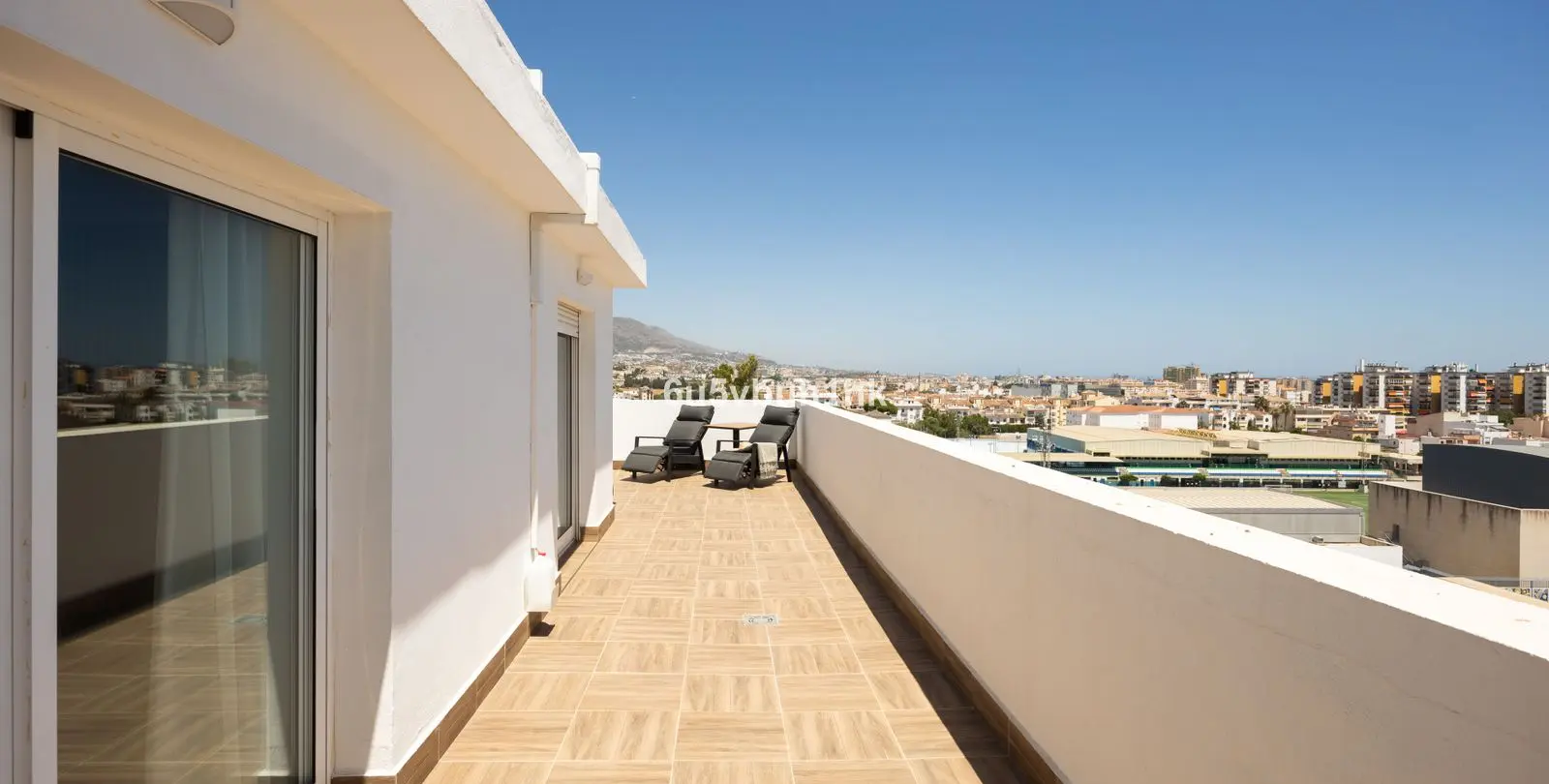 Продажа пентхауса в Las Lagunas 1