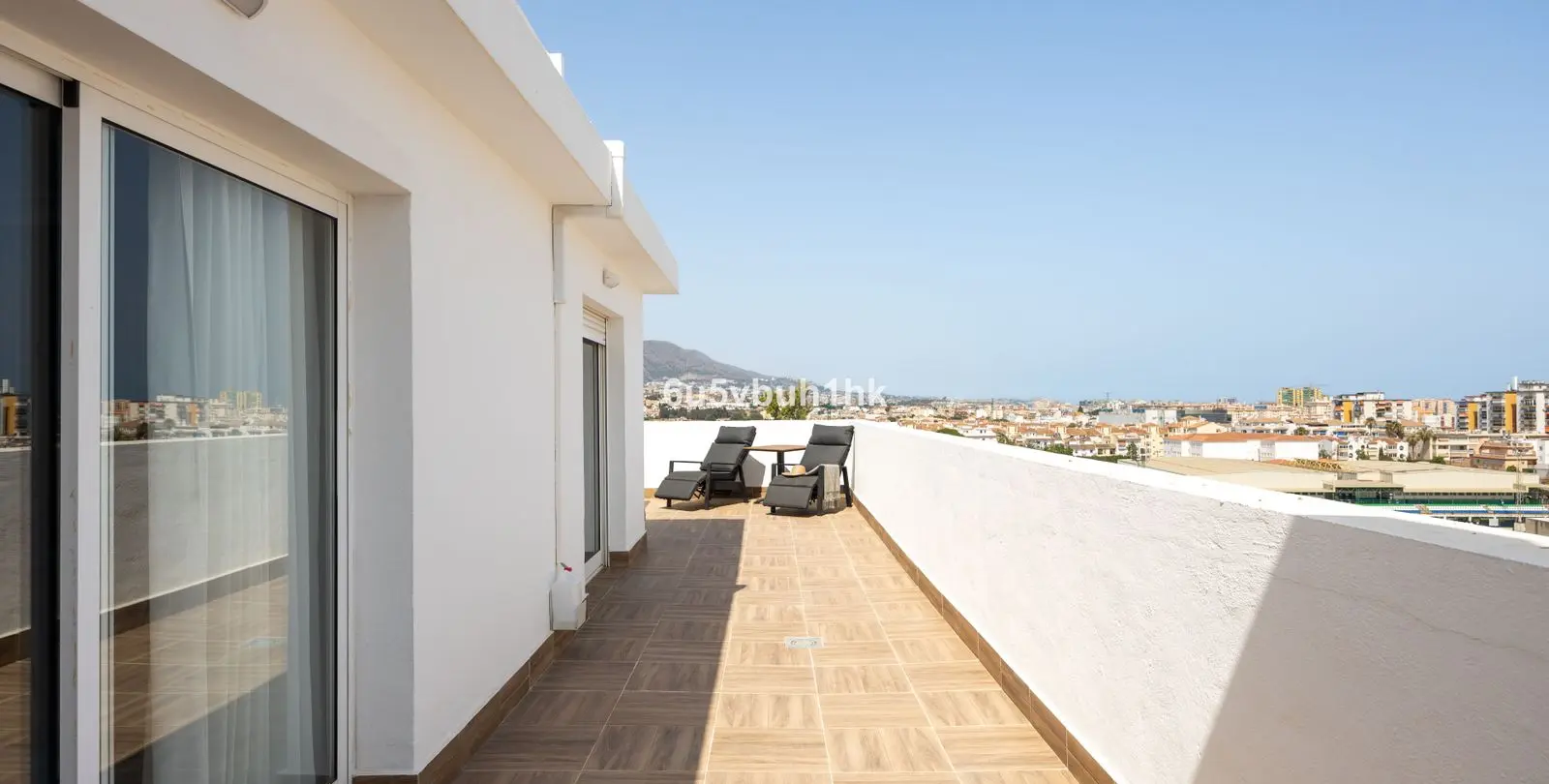 Продажа пентхауса в Las Lagunas 45