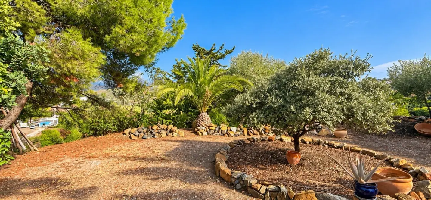 Venta de parcela residencial en Estepona 3