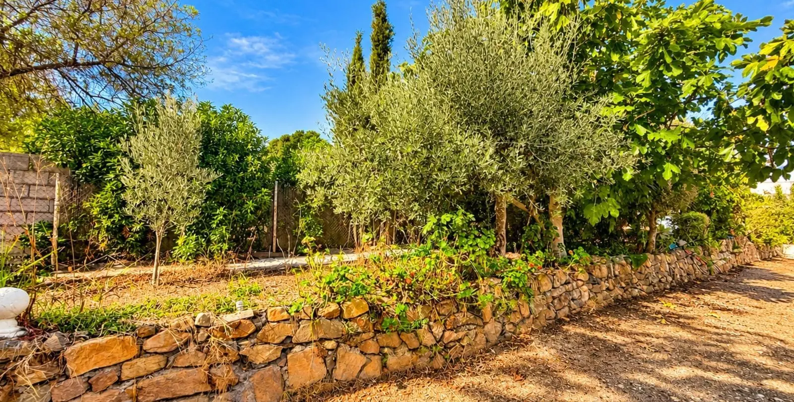 Venta de parcela residencial en Estepona 25