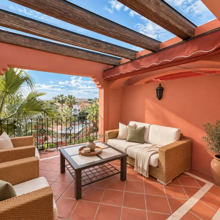 Venta de ático dúplex en Nueva Andalucía