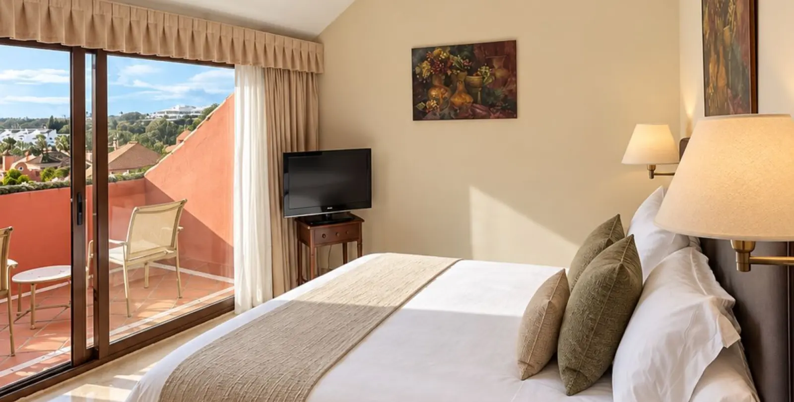 Venta de ático dúplex en Nueva Andalucía 15