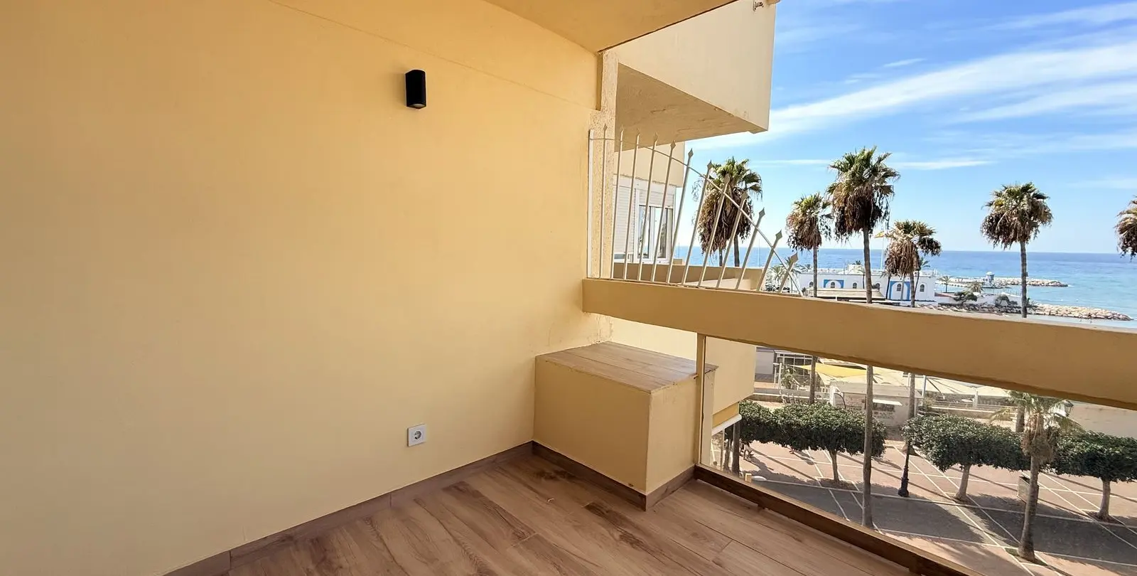 Продажа апартаментов на среднем этаже в Marbella 7