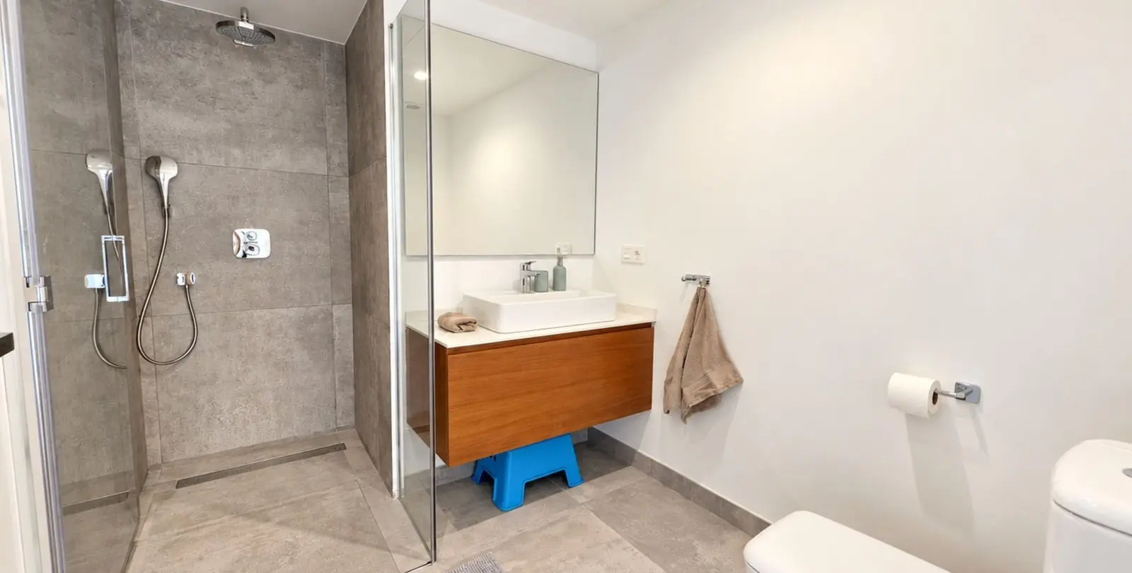 Продажа дома на две семьи в La Mairena 31