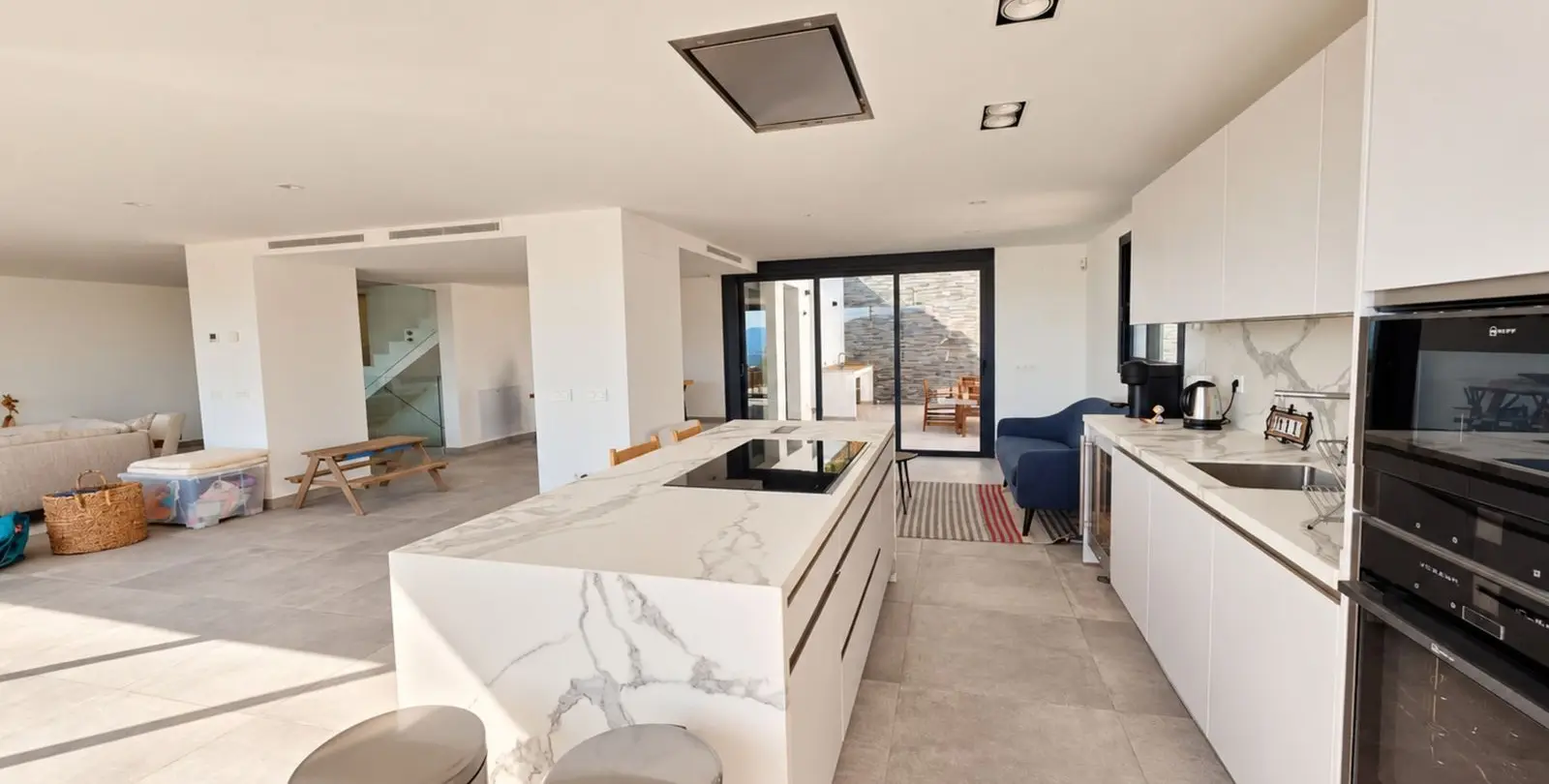 Продажа дома на две семьи в La Mairena 47