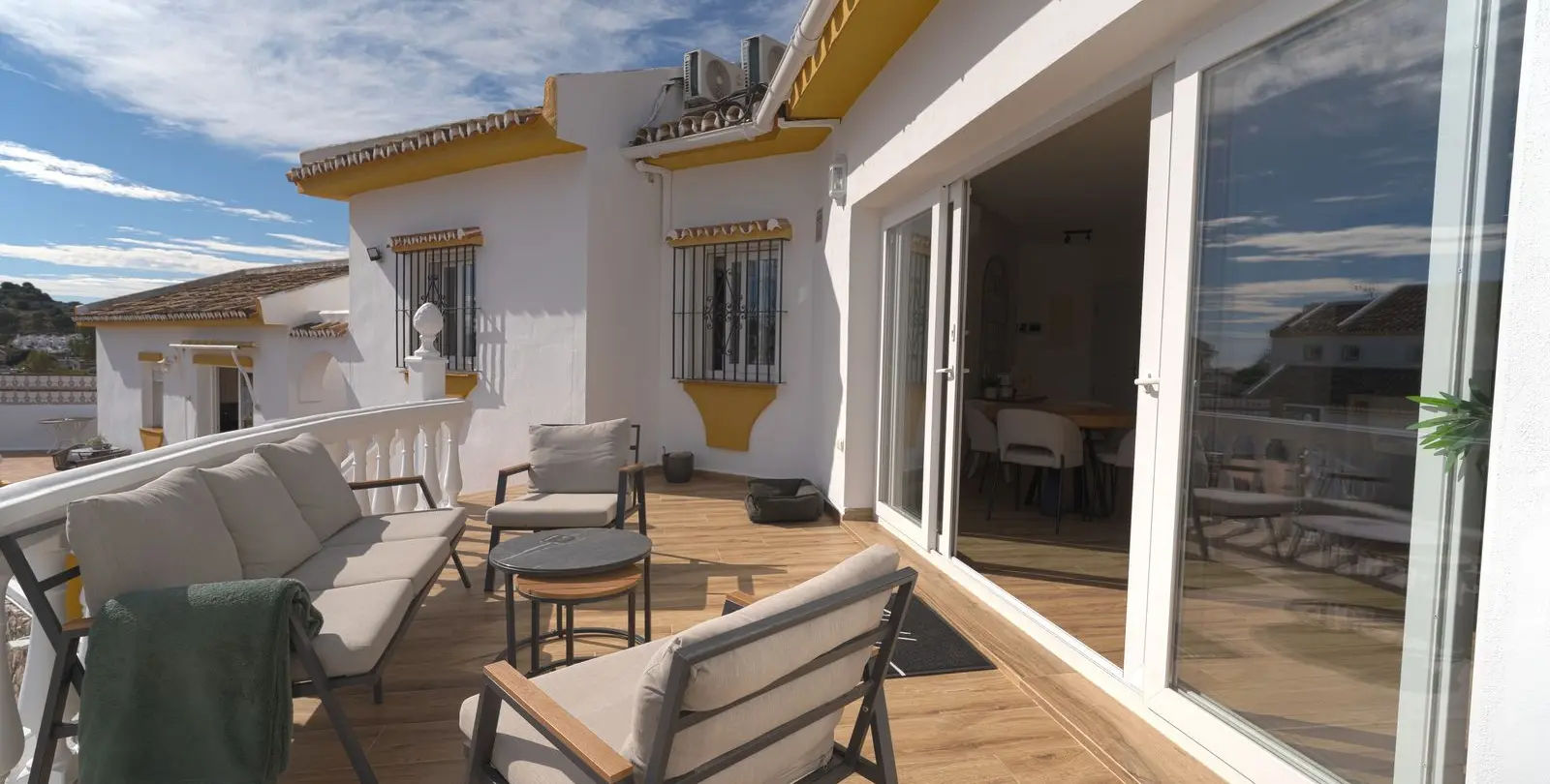 Продажа  отдельно стоящей виллы в Benalmadena Costa 8