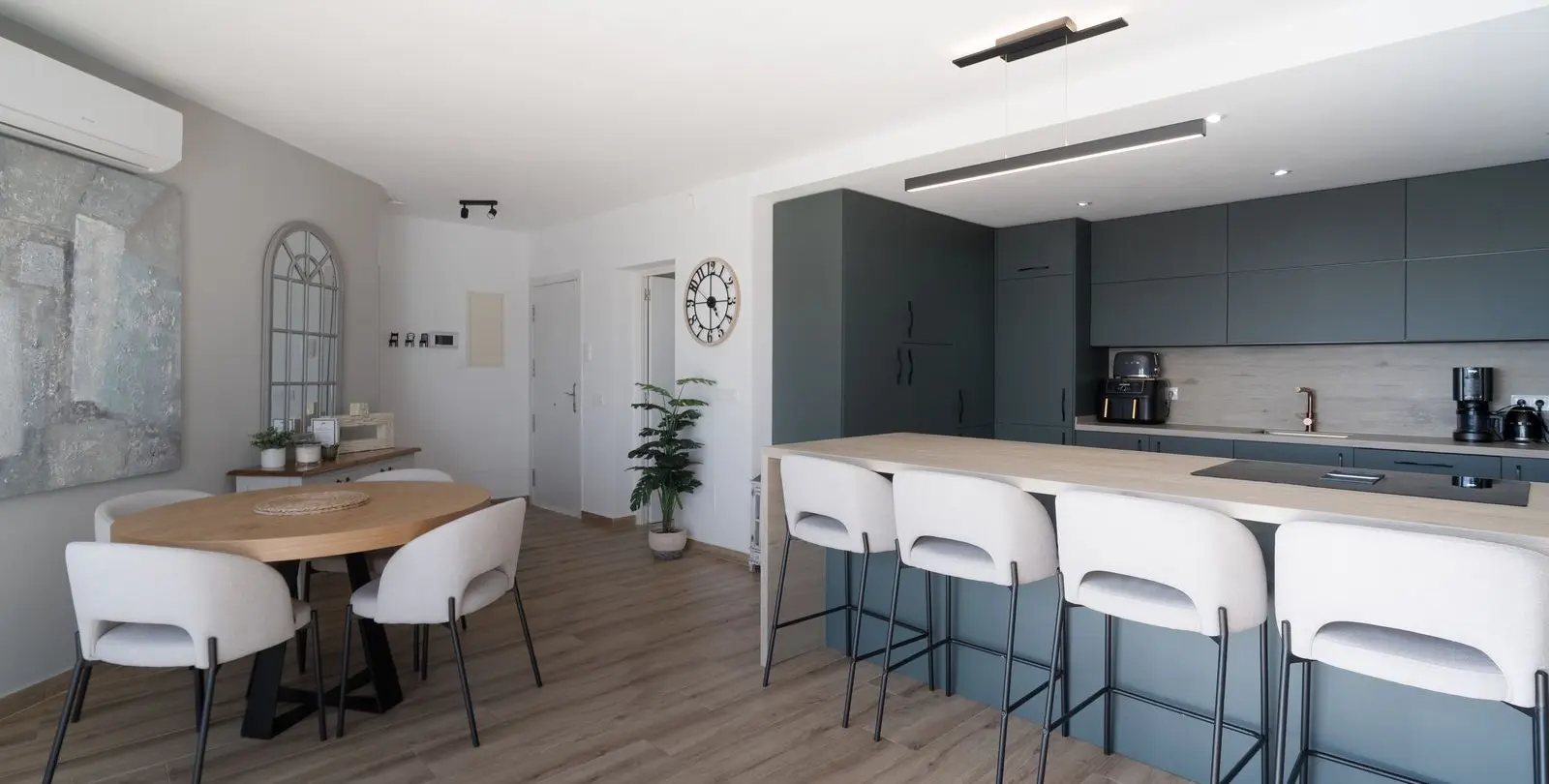 Продажа  отдельно стоящей виллы в Benalmadena Costa 11