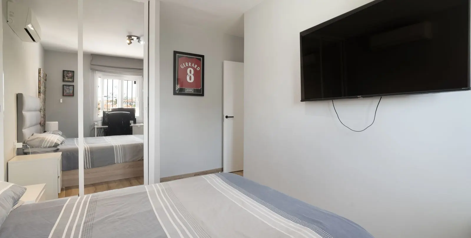 Продажа  отдельно стоящей виллы в Benalmadena Costa 26