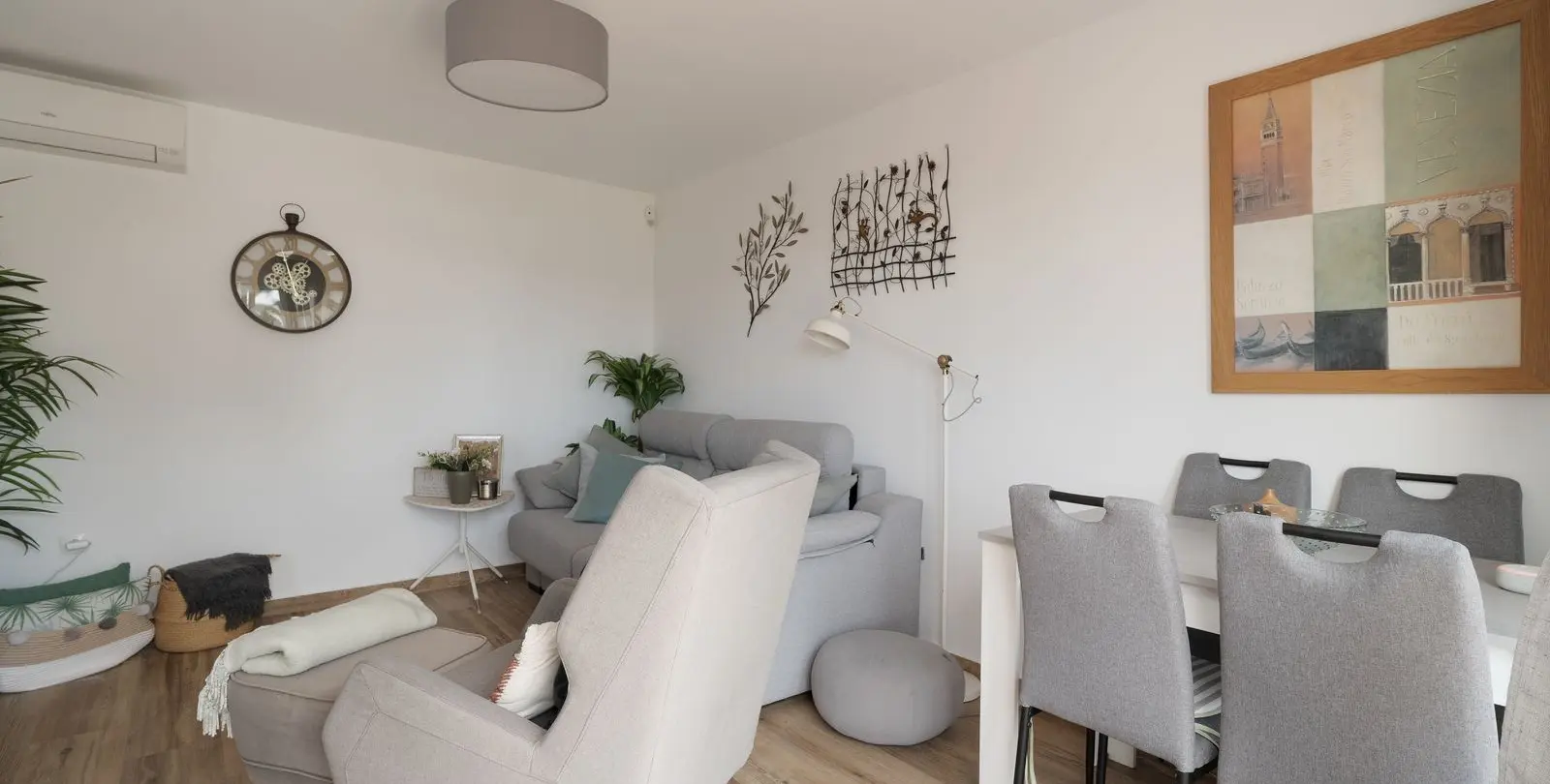 Продажа  отдельно стоящей виллы в Benalmadena Costa 35