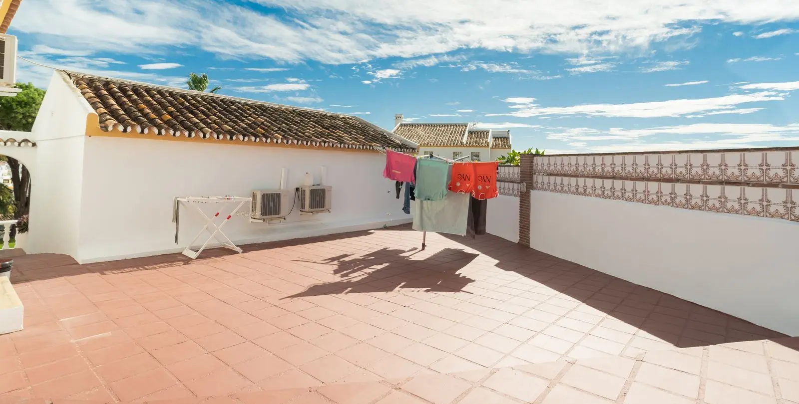 Продажа  отдельно стоящей виллы в Benalmadena Costa 50