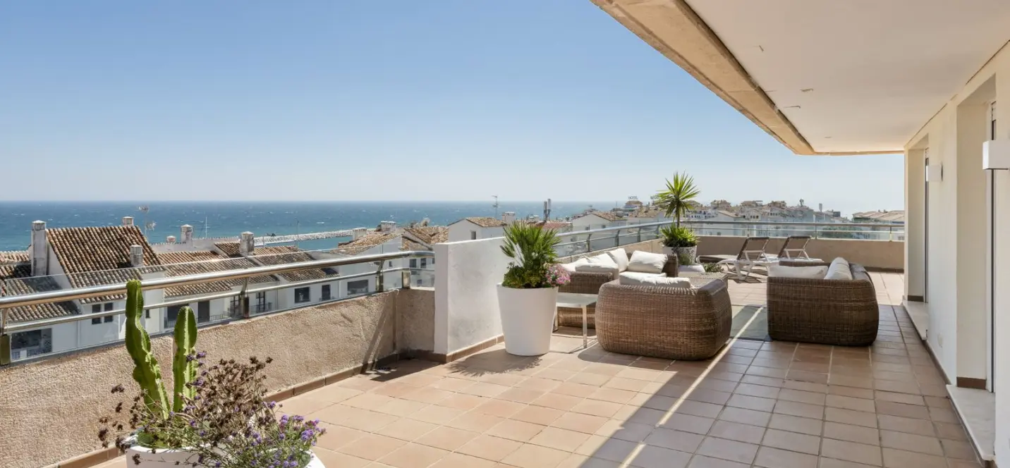 Продажа пентхауса в Puerto Banús 0