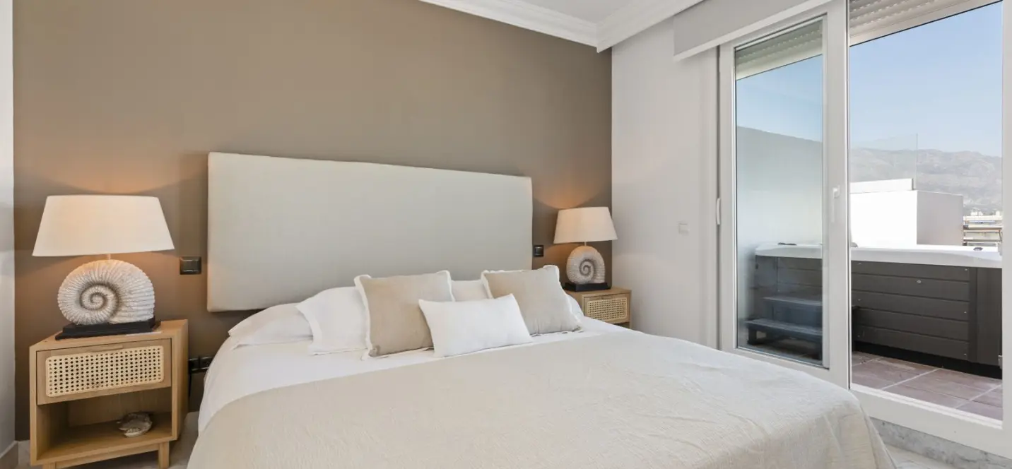 Продажа пентхауса в Puerto Banús 3