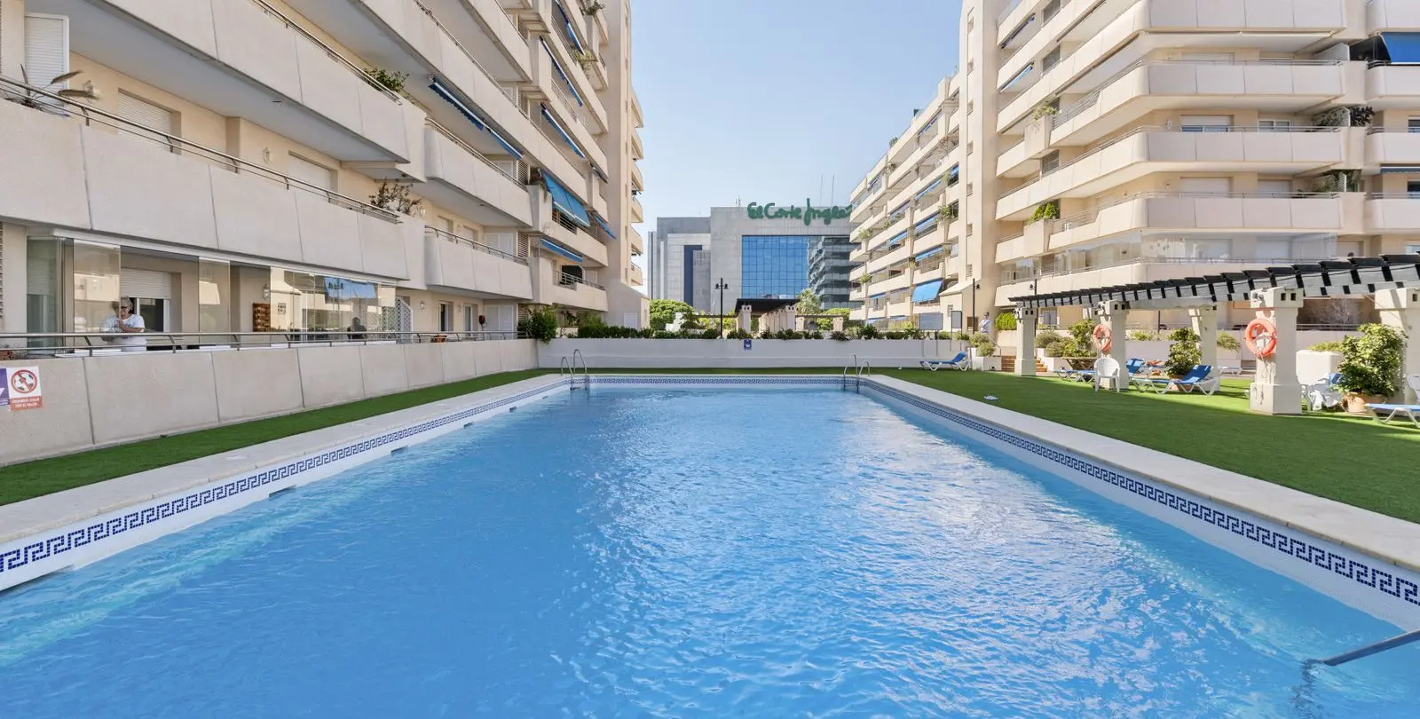 Продажа пентхауса в Puerto Banús 21