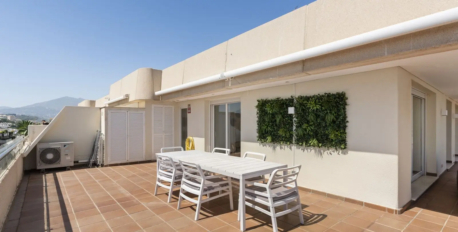 Продажа пентхауса в Puerto Banús 26