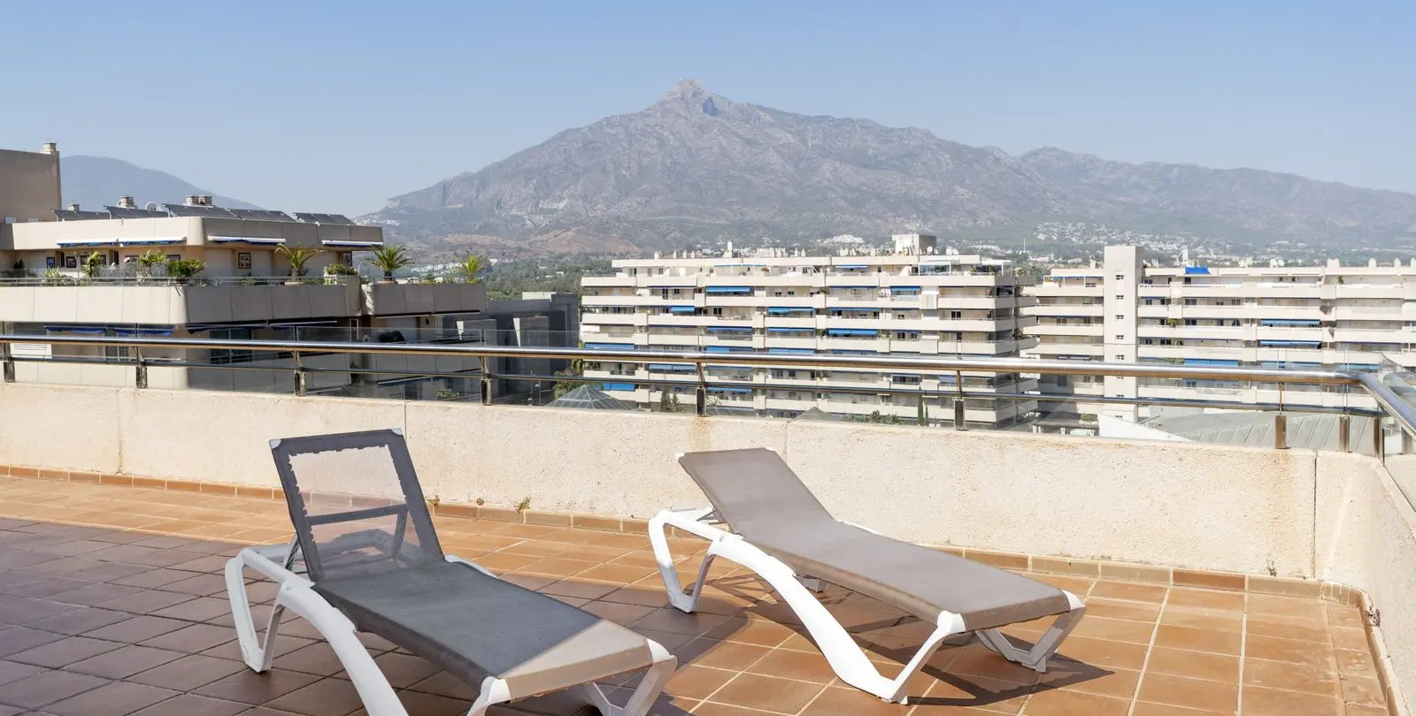 Продажа пентхауса в Puerto Banús 41