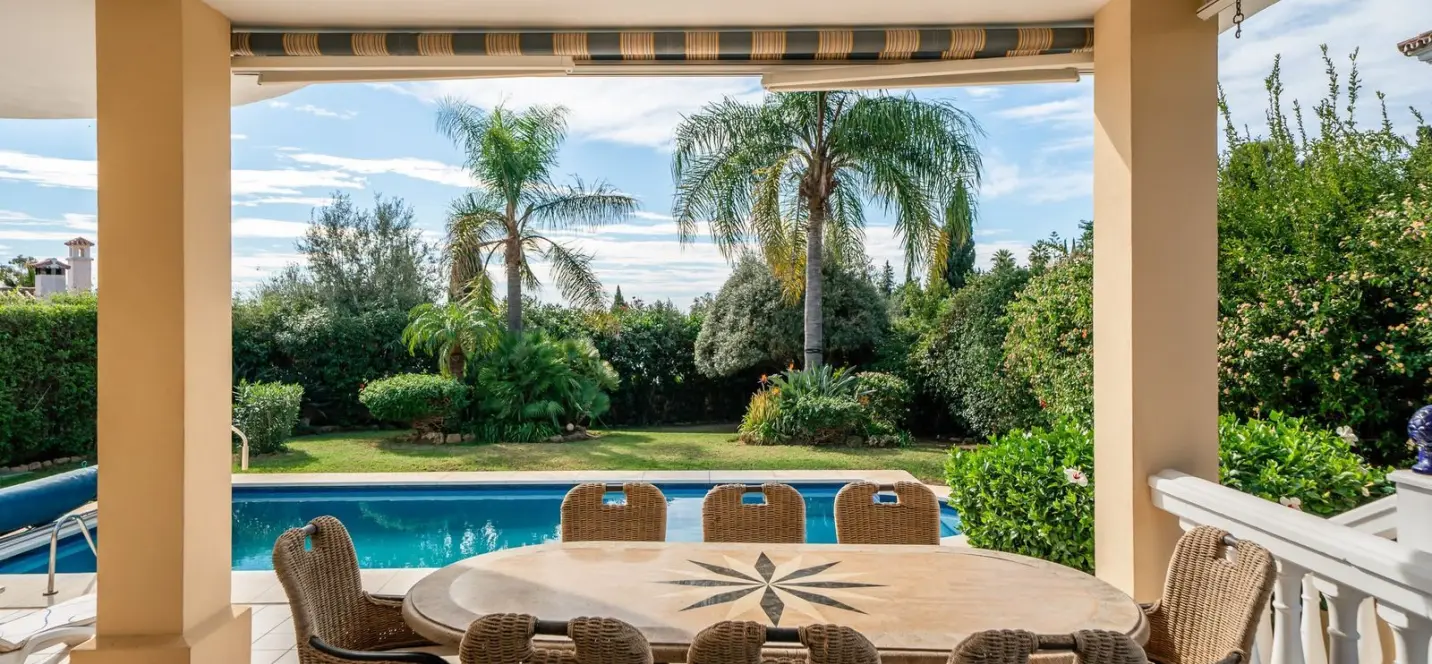 Продажа  отдельно стоящей виллы в Benalmadena Costa 2