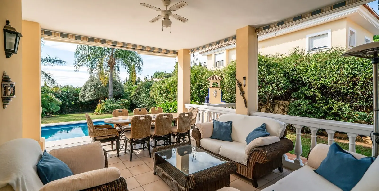 Продажа  отдельно стоящей виллы в Benalmadena Costa 4