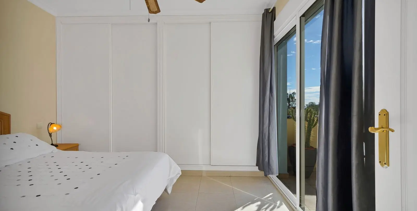 Продажа  отдельно стоящей виллы в Benalmadena Costa 30