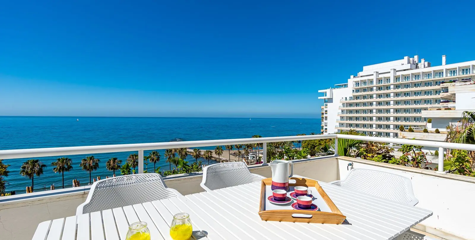 Продажа апартаментов на среднем этаже в Marbella 2