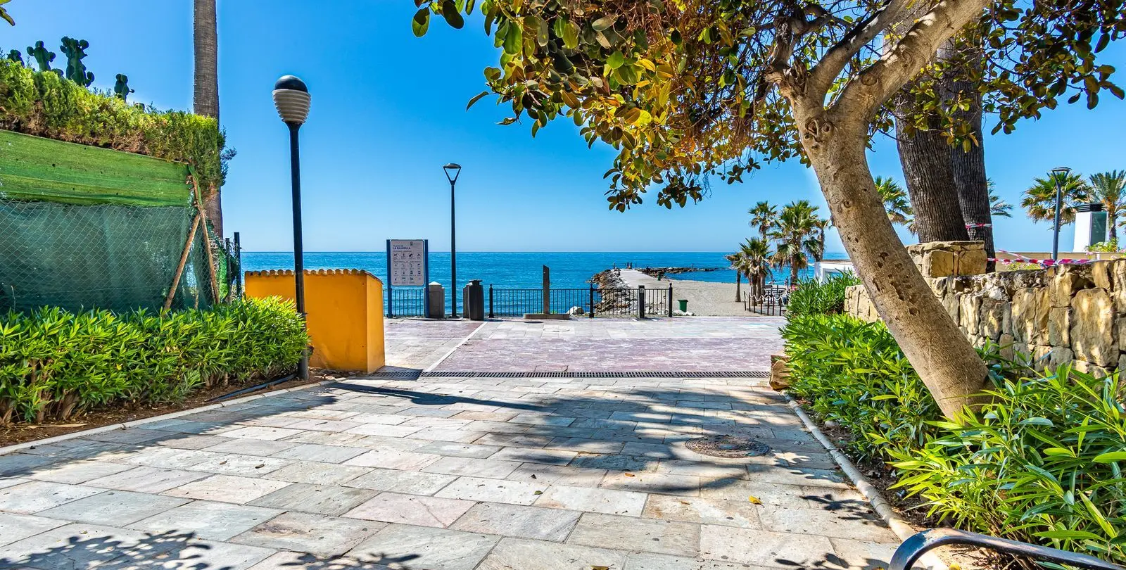 Продажа апартаментов на среднем этаже в Marbella 26