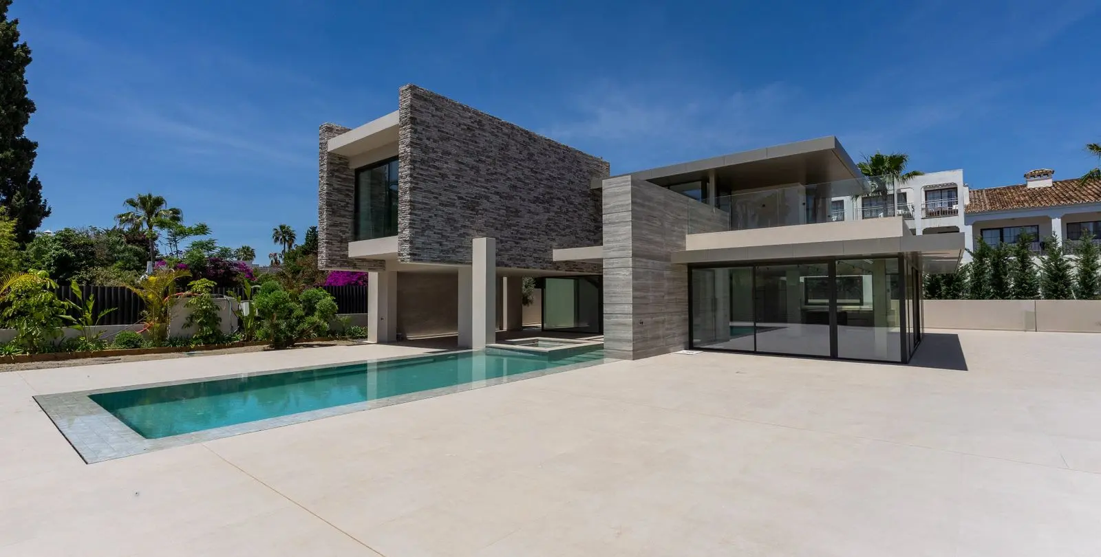 Продажа  отдельно стоящей виллы в Cortijo Blanco 4