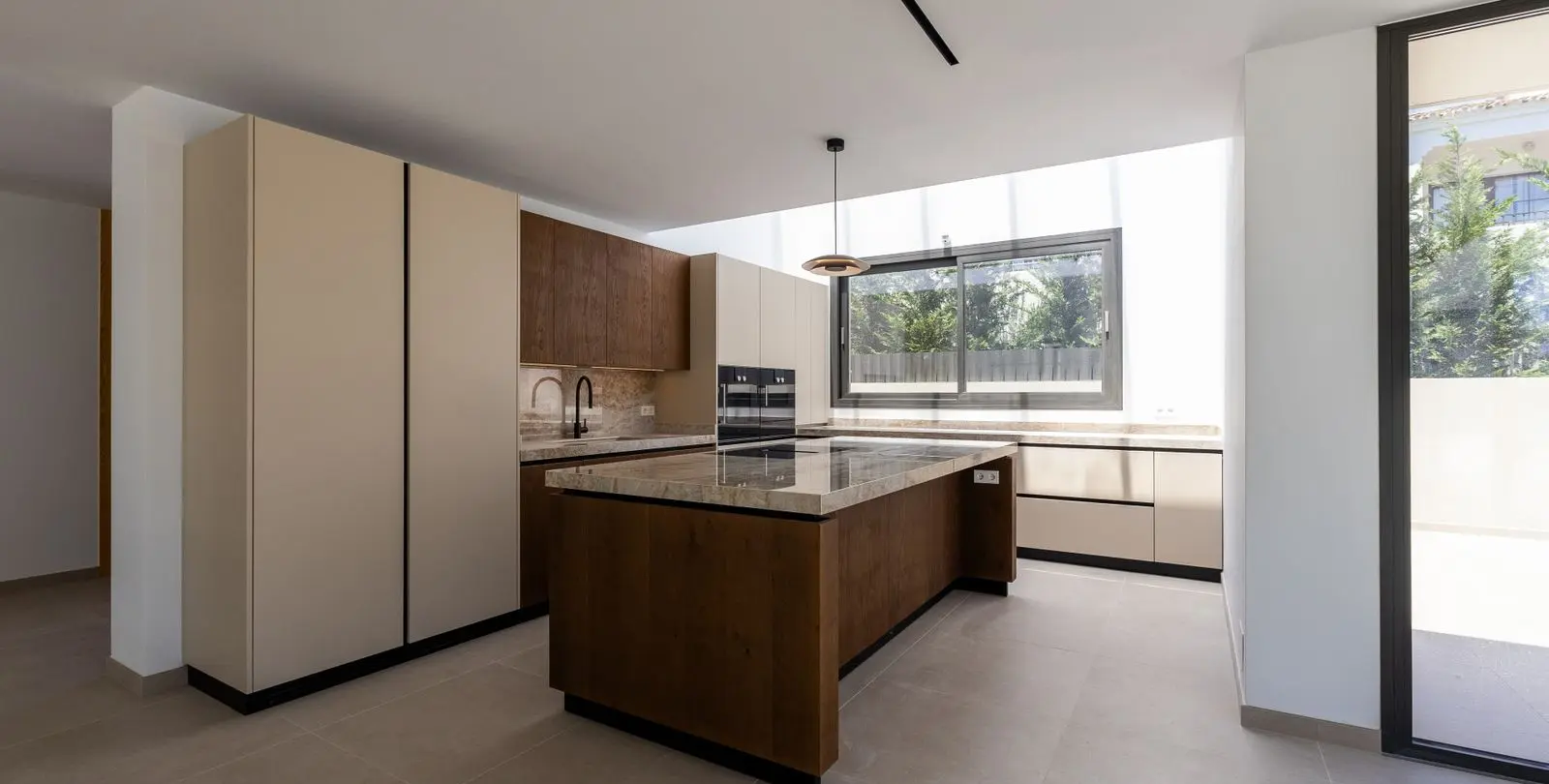 Продажа  отдельно стоящей виллы в Cortijo Blanco 18