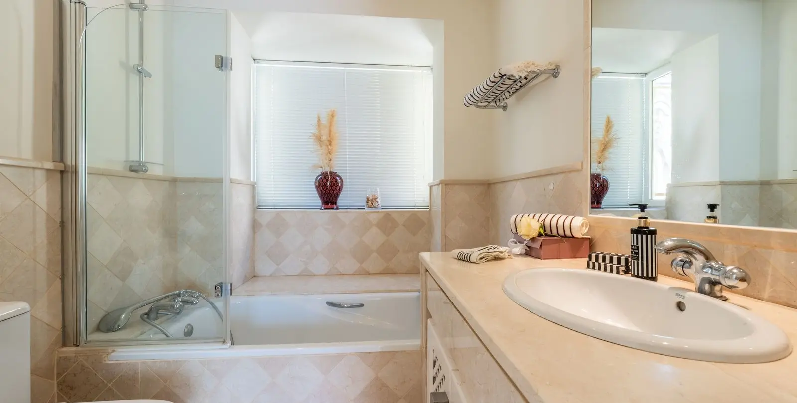 Продажа  отдельно стоящей виллы в La Quinta 23