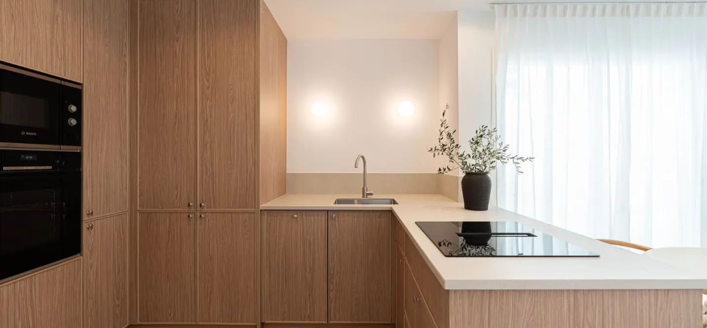 Venta de apartamento en planta media en Calahonda 2