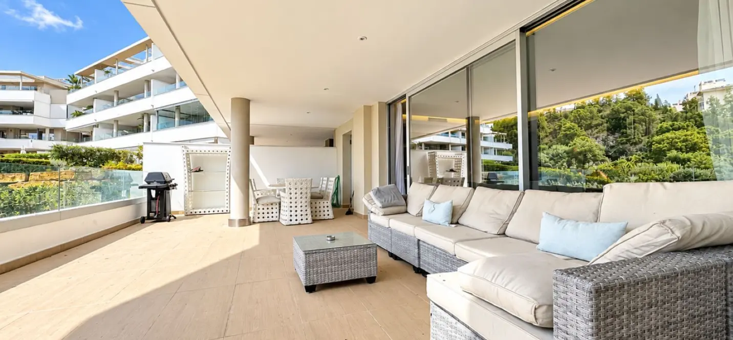 Sale of ground floor apartment in Benahavís 4