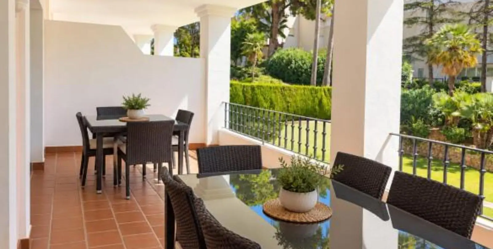 Venta de ático dúplex en Nueva Andalucía 3