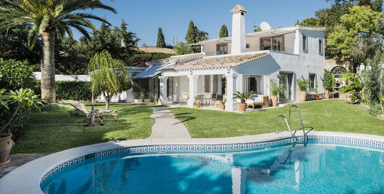 Venta de villa independiente en Benahavís 1