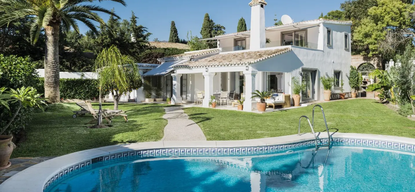 Venta de villa independiente en Benahavís 0