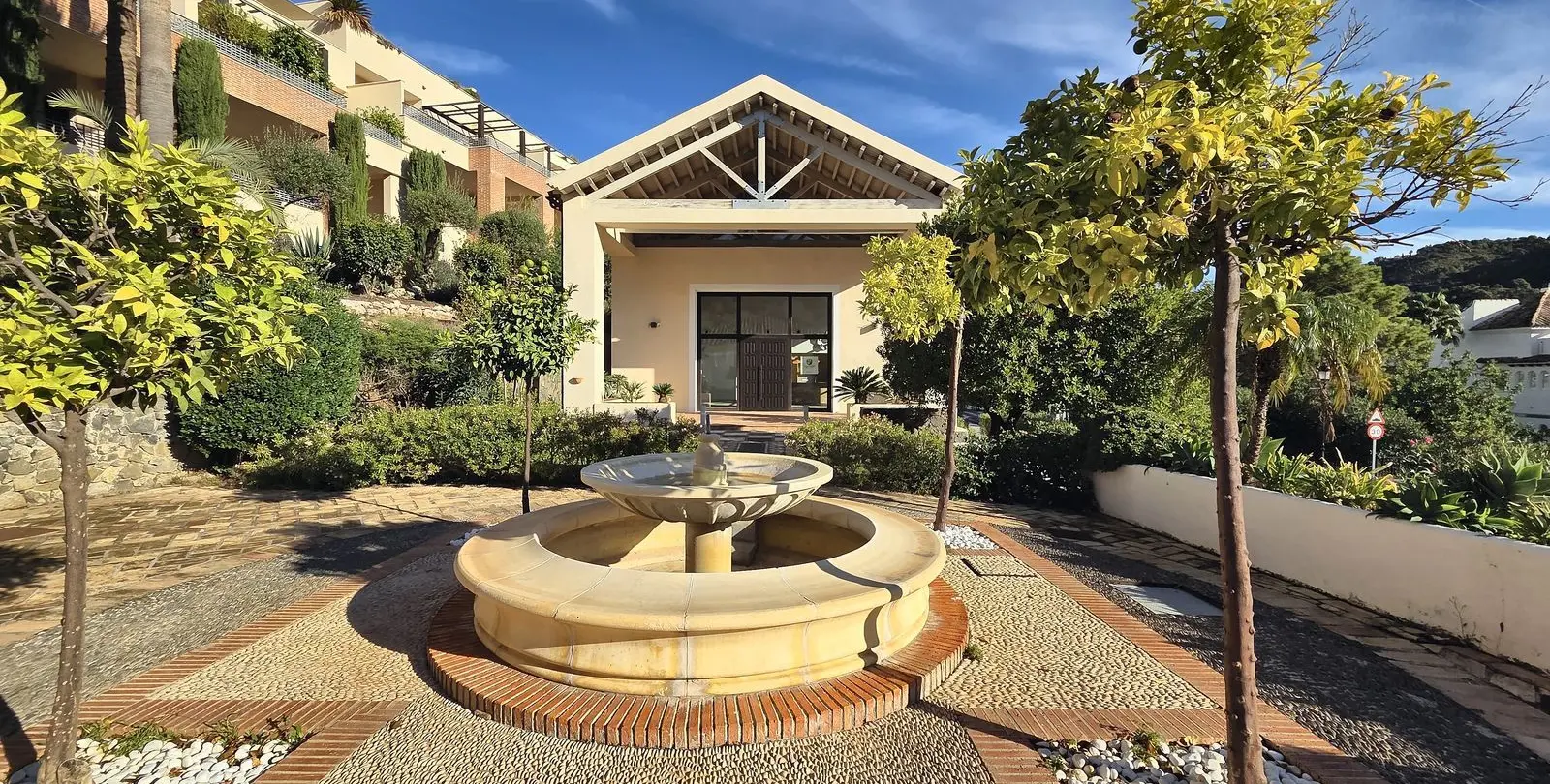 Venta de villa independiente en Benahavís 3