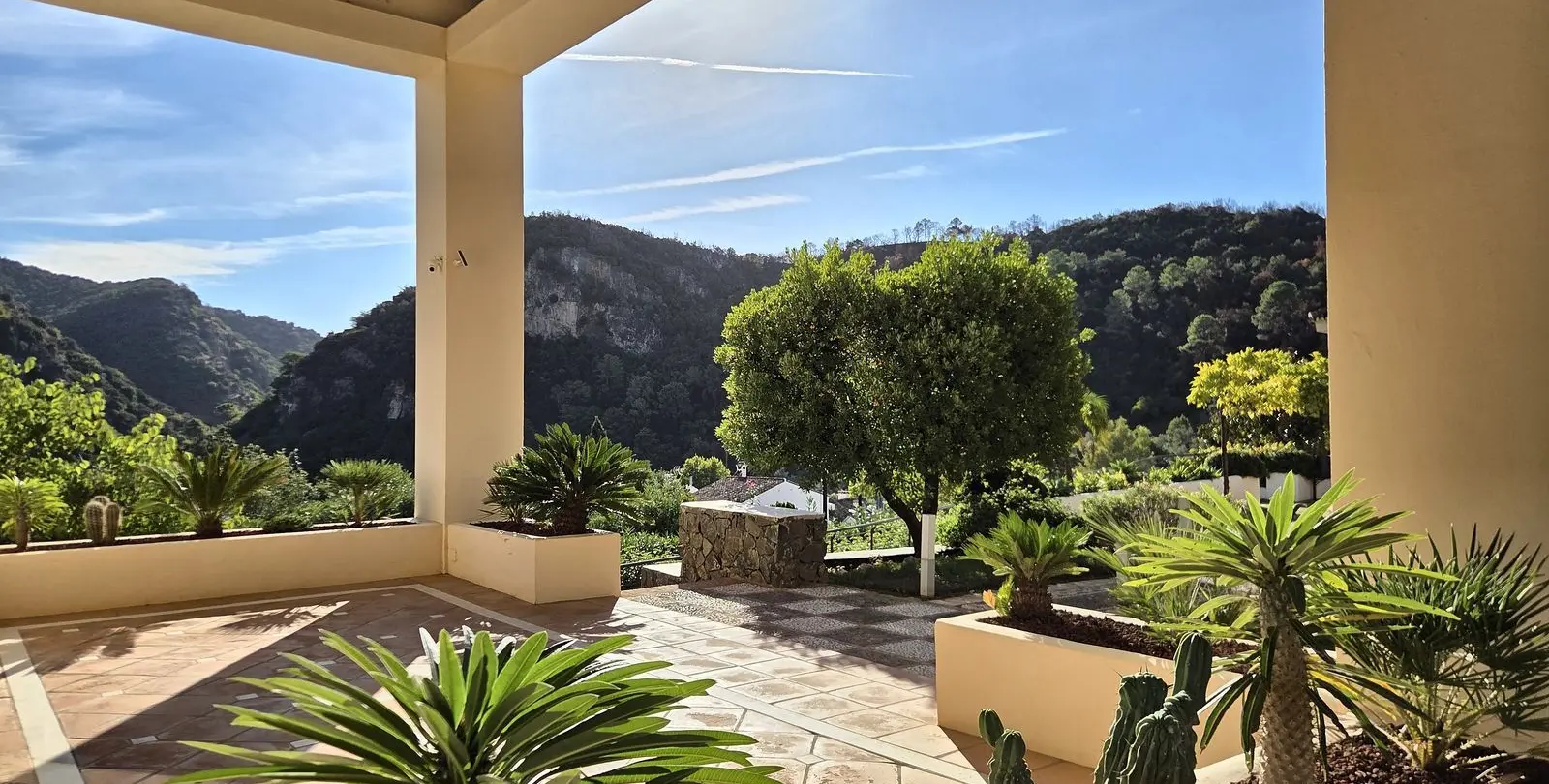 Venta de villa independiente en Benahavís 5