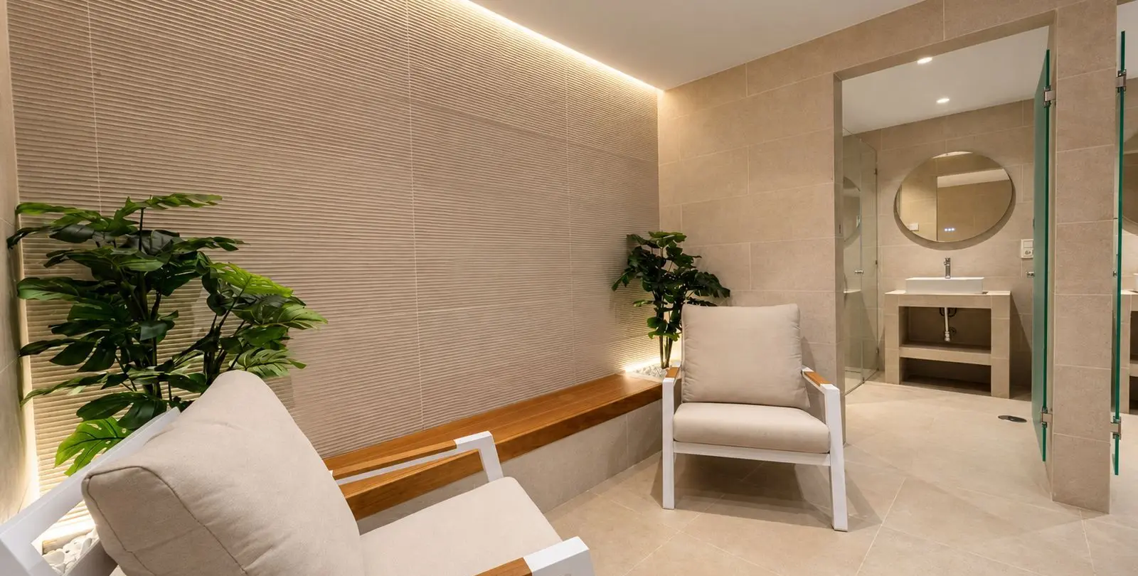 Venta de apartamento en planta media en Puerto Banús 29