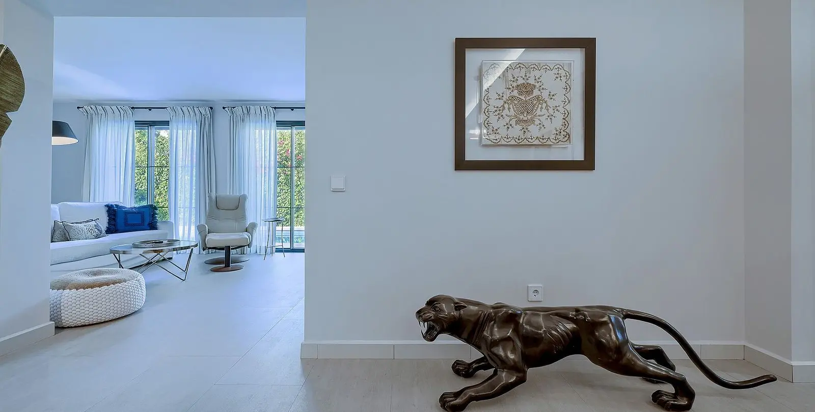 Venta de villa independiente en Los Monteros 3