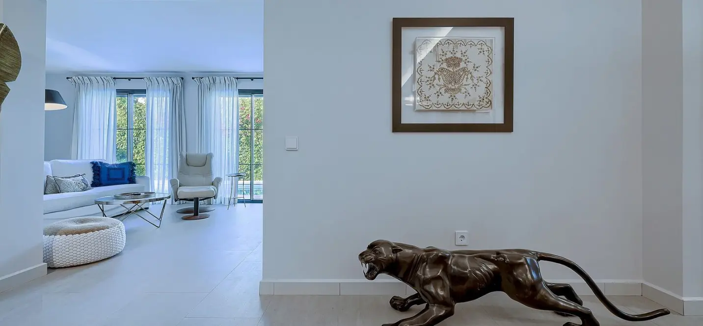 Venta de villa independiente en Los Monteros 2