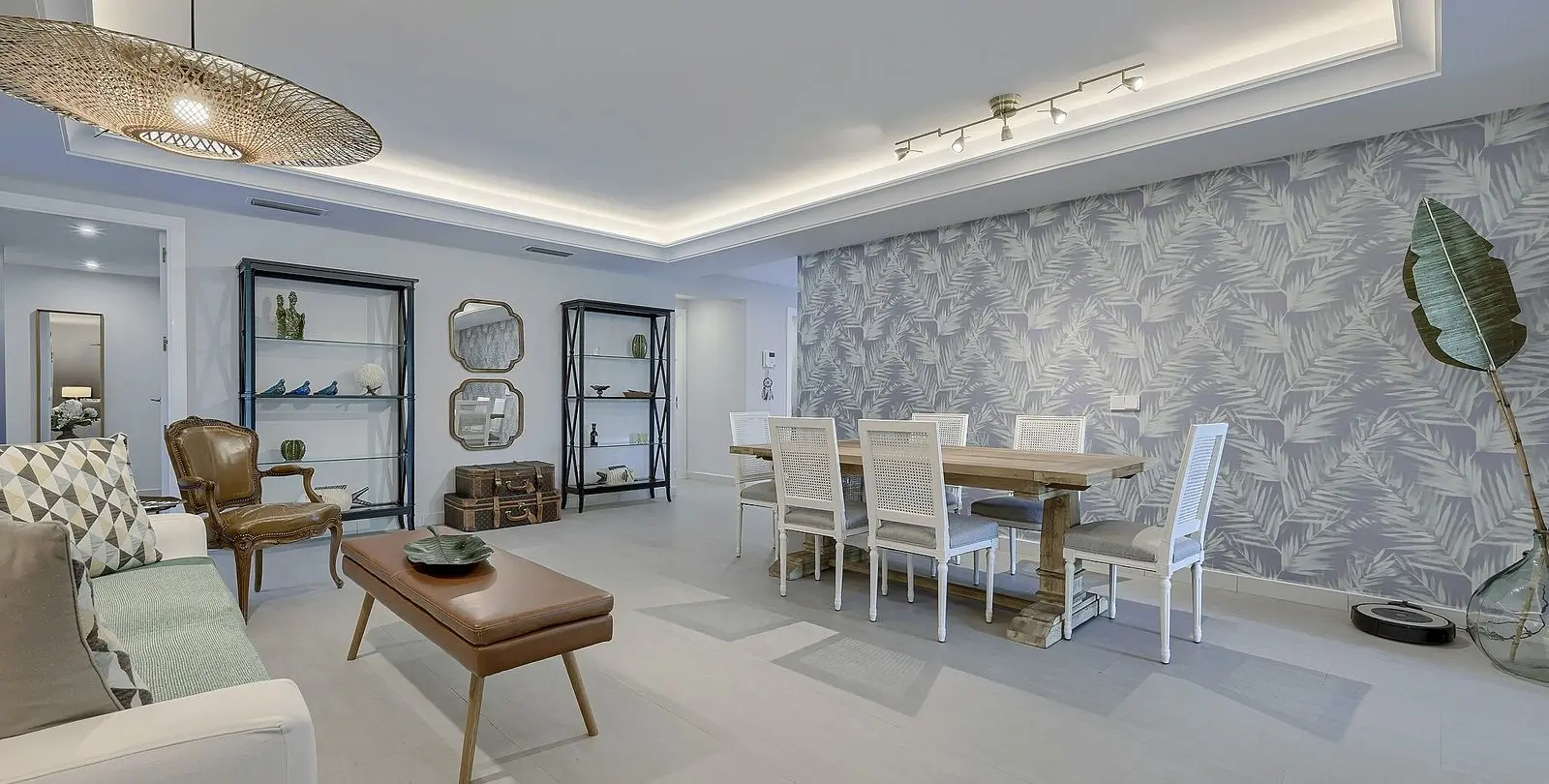 Venta de villa independiente en Los Monteros 6